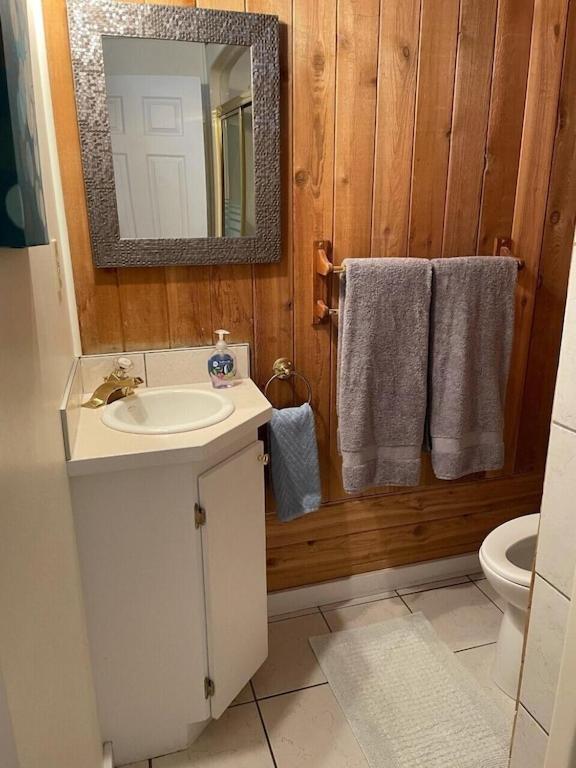 Akiskinook At Windermere Lake - Private Beach Access - New Pool And Hot Tub Now Open! Invermere Exterior foto